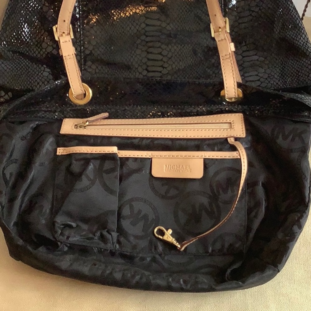 Michael Kors Black Python Snakeskin Shoulder Hand… - image 8
